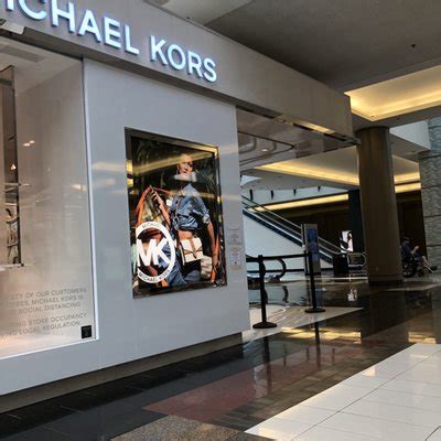 michael kors walden galleria